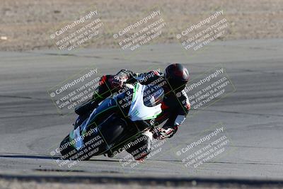 media/Jan-08-2022-SoCal Trackdays (Sat) [[1ec2777125]]/Turn 10 (2pm)/